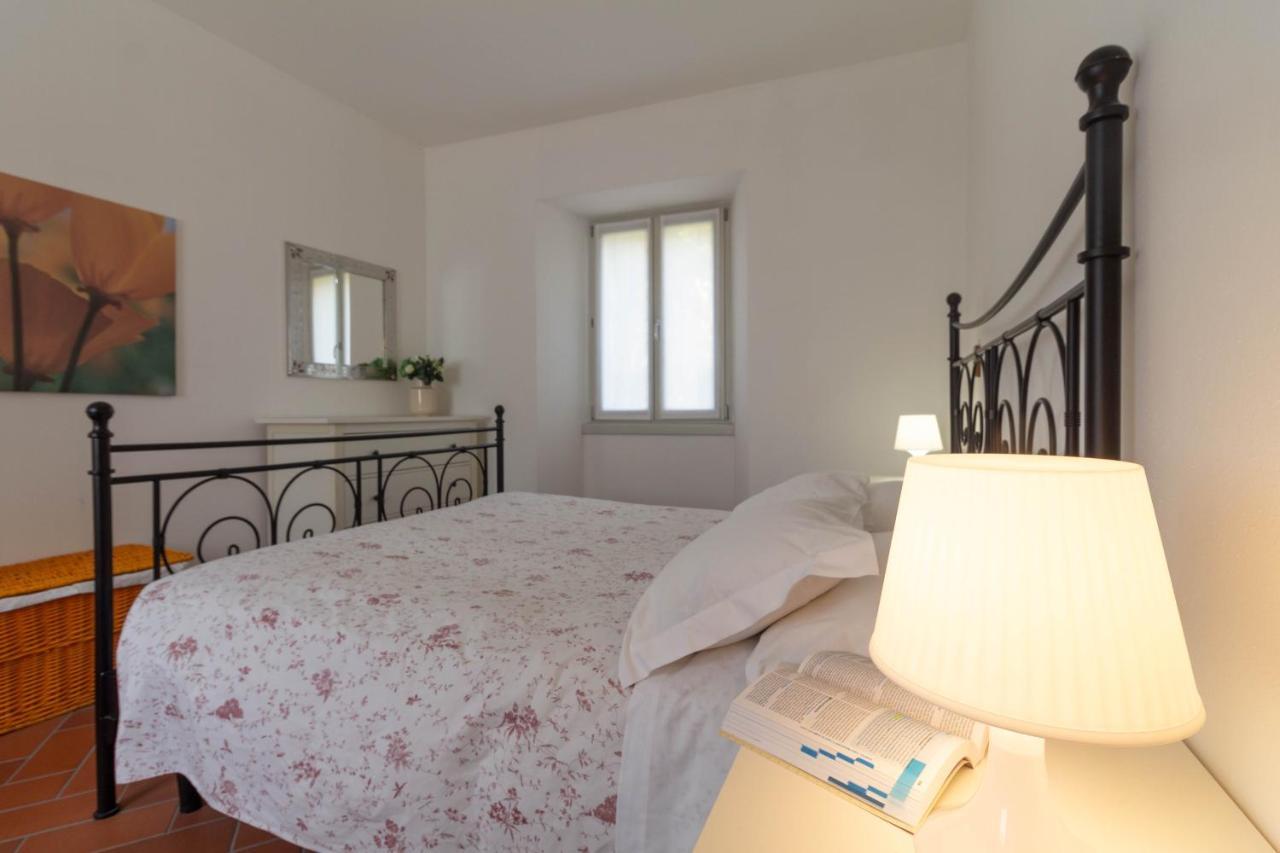Mamma Ciccia Holiday Home - Conventino Манделло-дель-Ларио Экстерьер фото