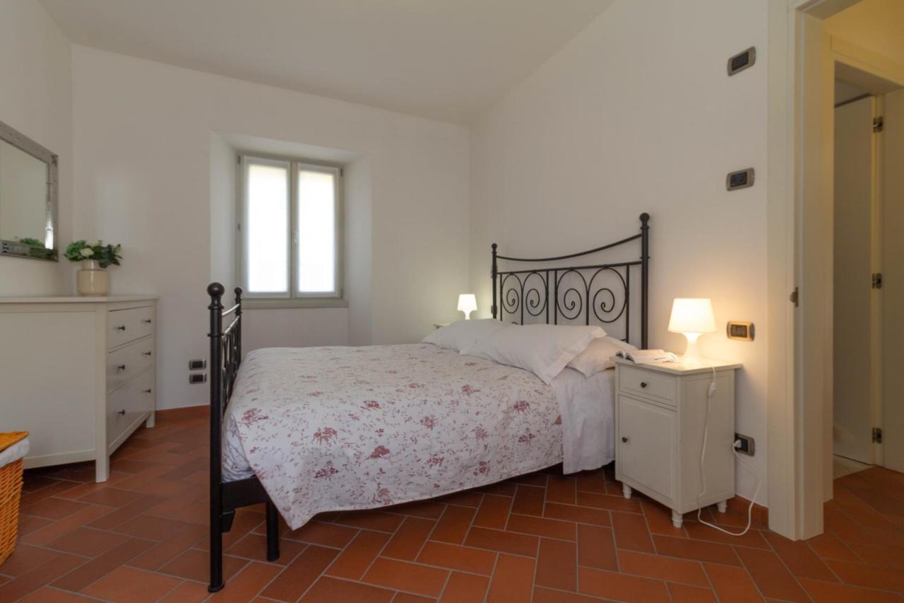 Mamma Ciccia Holiday Home - Conventino Манделло-дель-Ларио Экстерьер фото